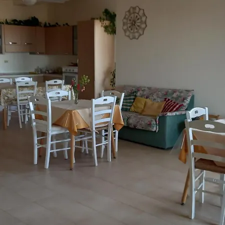 L'aurora Corso Umberto L 220, 88821 * Rocca di Neto