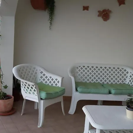 L'aurora Corso Umberto L 220, 88821 *