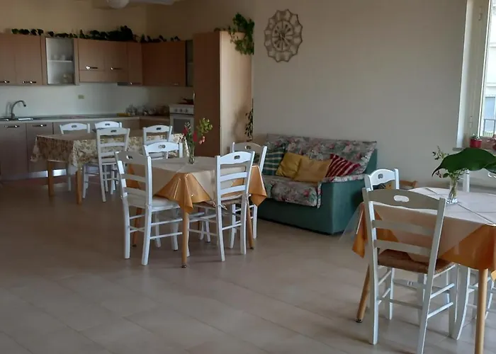 L'aurora Corso Umberto L 220, 88821 * Rocca di Neto