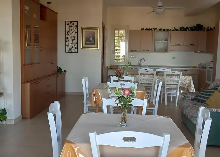 L'aurora Corso Umberto L 220, 88821 招待所 Rocca di Neto