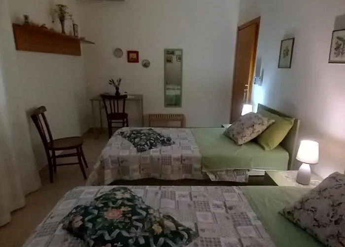 L'aurora Corso Umberto L 220, 88821 招待所 *